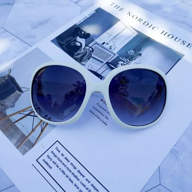 Kacamata Hitam Bentuk Lingkara - Designer Sunglasses ulasan dan harga