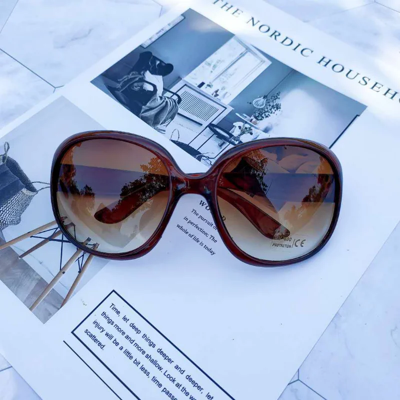 Kacamata Hitam Bentuk Lingkara - Designer Sunglasses ulasan dan harga